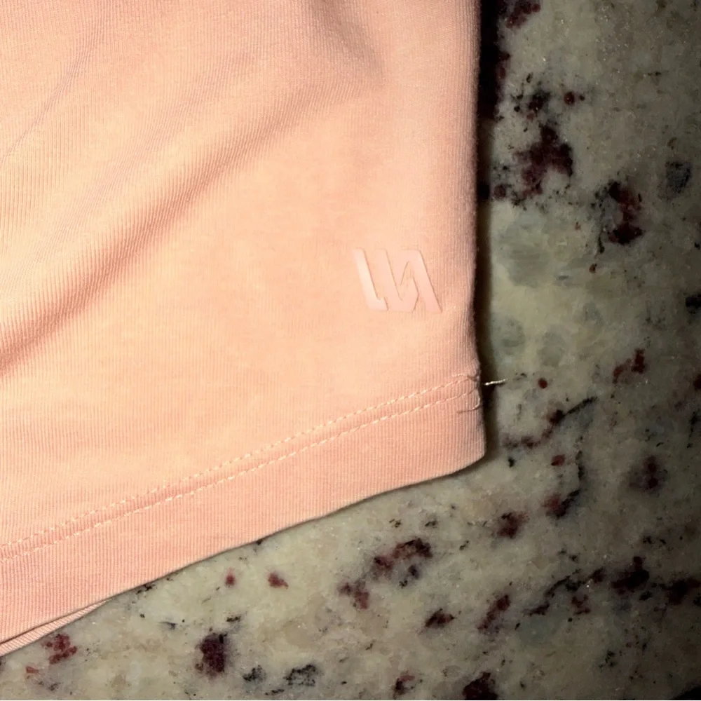 VRST Essential Hoodie Mens Size Medium Pink Bloom Modal Cotton Stretch UV 30+ - Picture 2 of 7